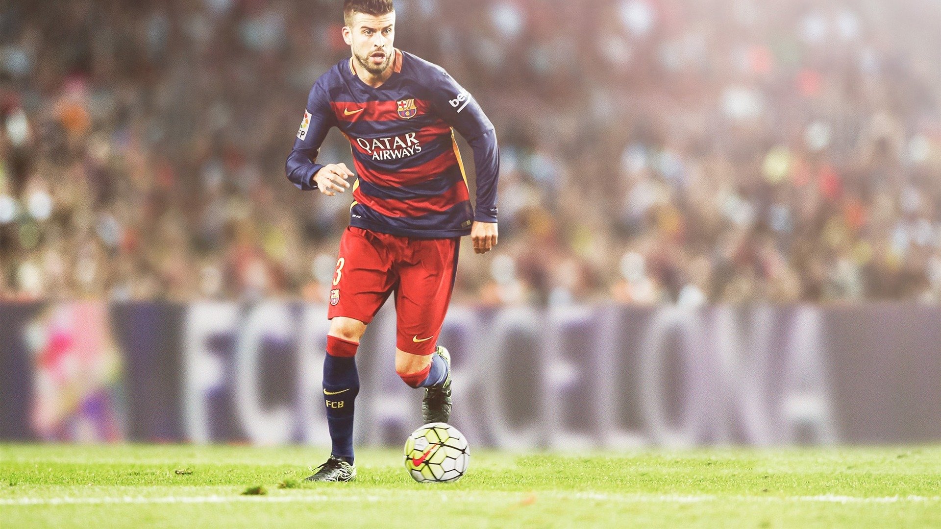 足球纪录保持者接受媒体采访，足球报著名记者